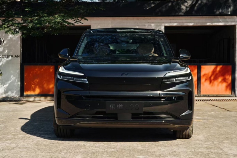 این شاسی‌بلند چینی امتیاز ۵ ستاره را در تست تصادف دریافت کرد