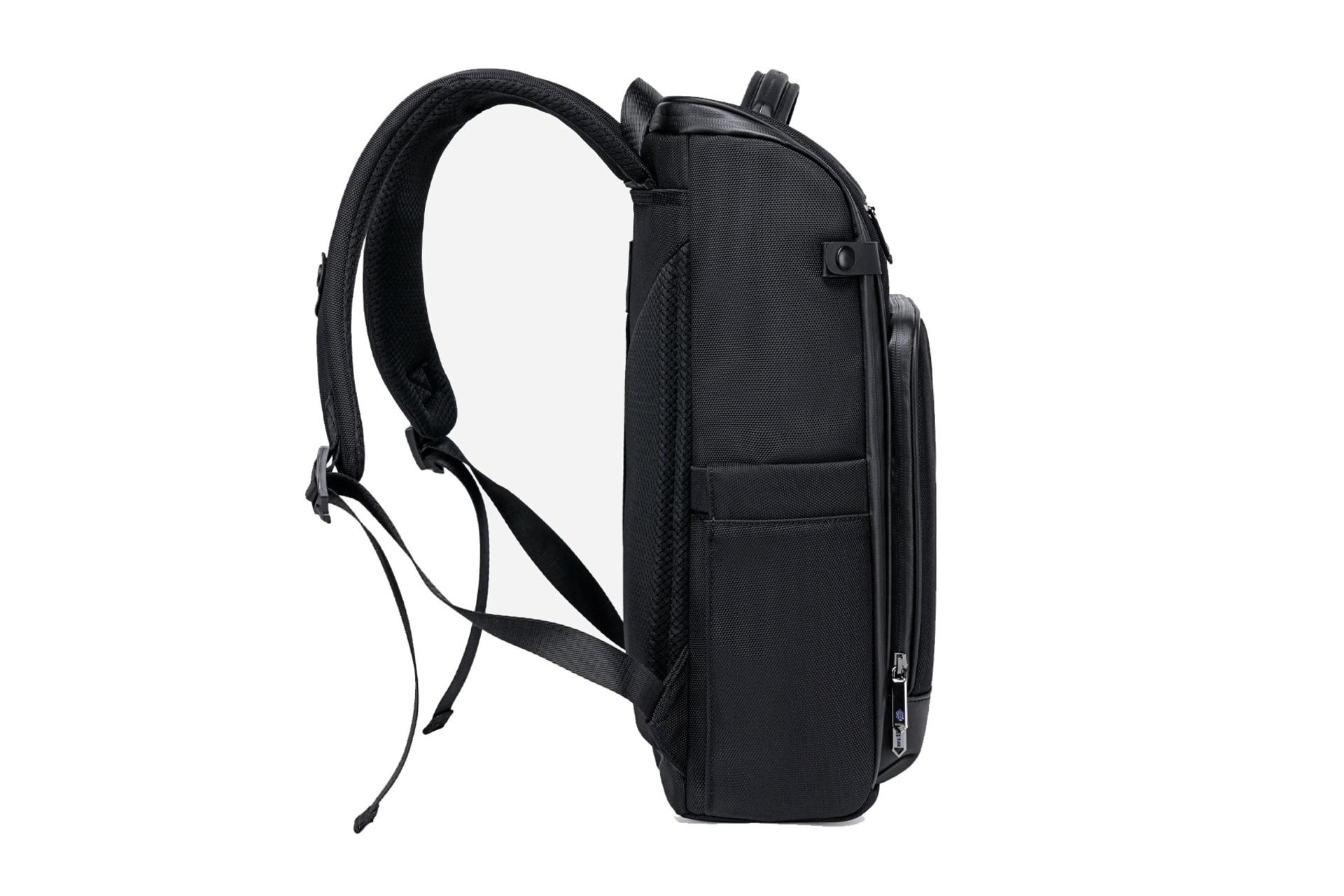 نمای کنار کیف لپ تاپ کوله پشتی لپ تاپ آرکتیک هانتر B00675 مناسب 15.6 اینچ