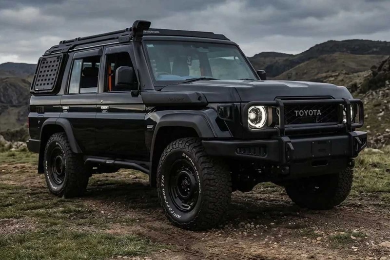 مدل سفارشی لندکروزر سری ۷۰ با ظاهر مشکی تهاجمی رونمایی شد