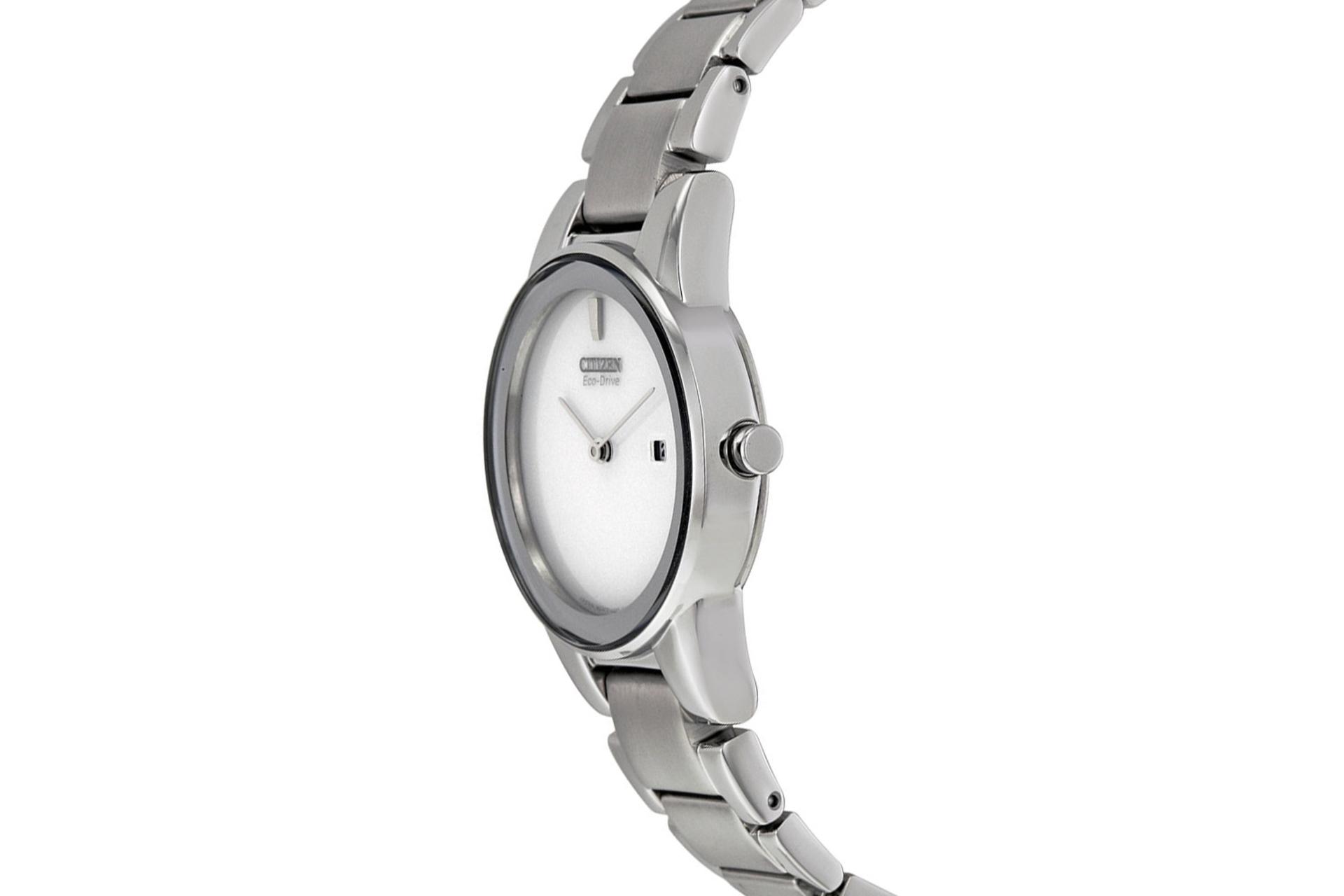 نمای کنار ساعت مچی زنانه سیتیزن Eco-Drive GA1050-51A