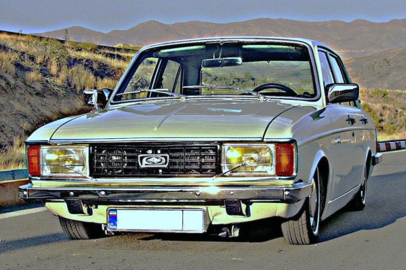 «طراح خودرو، چشم‌بند زده بود»؛ پیکان از نگاه مجری معروف تخت گاز!