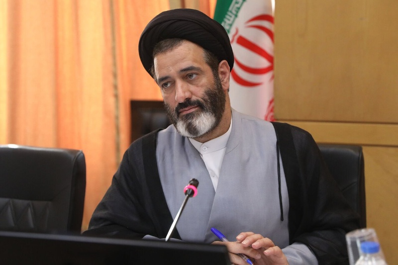 نماینده مجلس: اپراتورها باید مابه‌التفاوت تعرفه بین‌الملل هنگام قطع اینترنت را به مردم بازگردانند