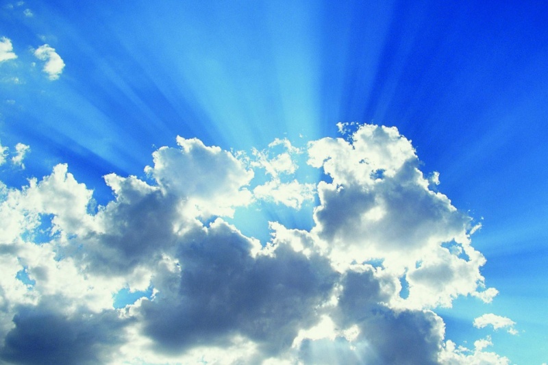 معمای رنگ اتمسفر؛ چرا آسمان همه‌جا به یک اندازه آبی نیست؟