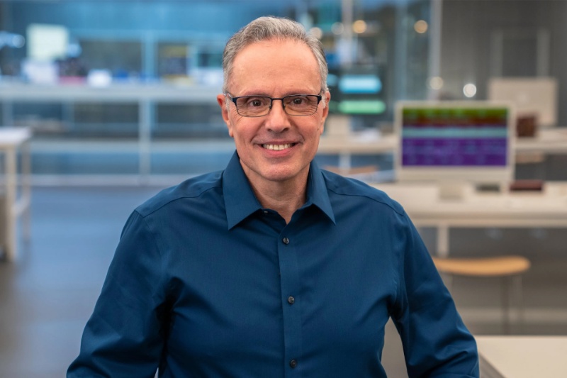 «جانی سروجی» حالا مدیر ارشد سخت‌افزار اپل است