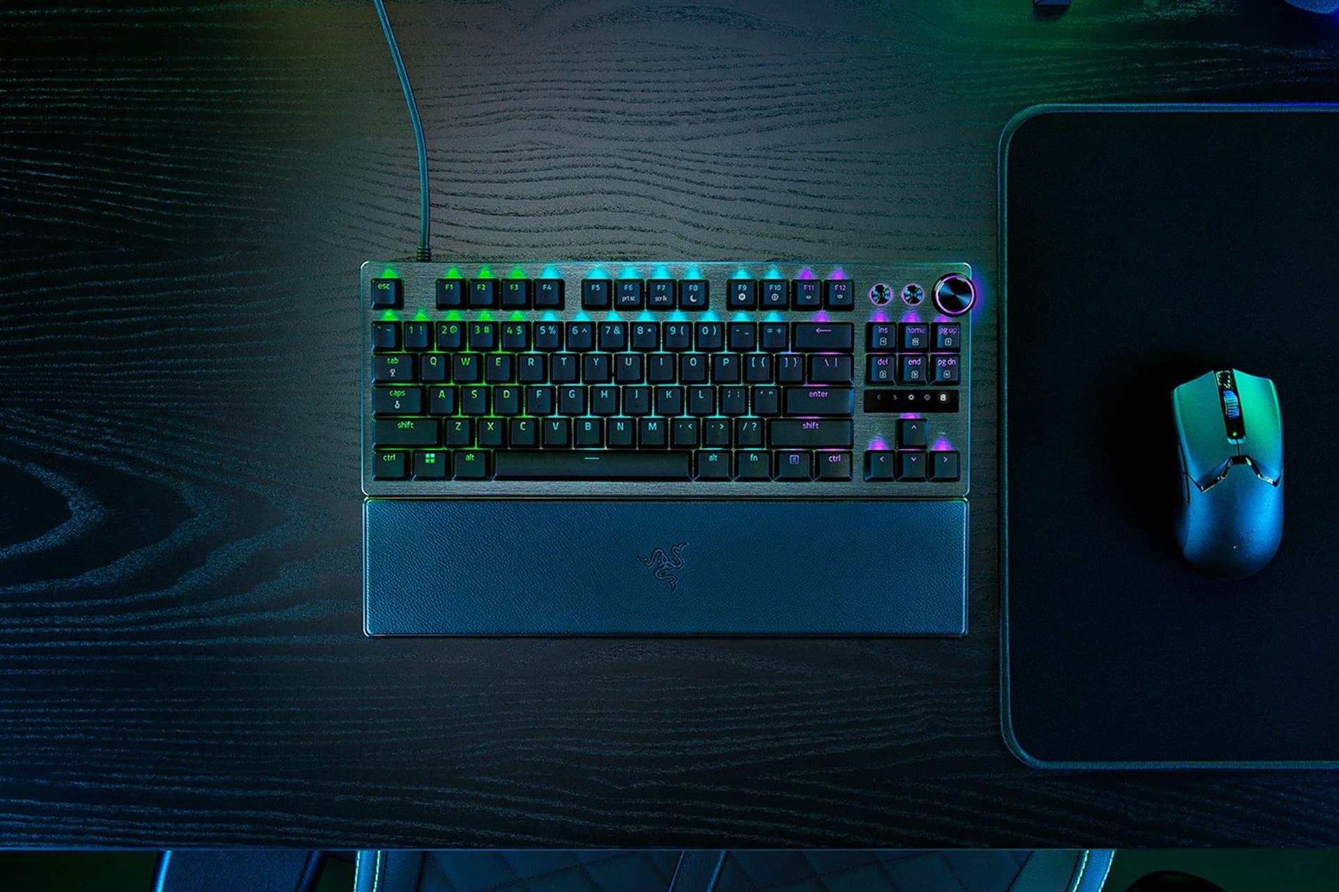 کیبورد ریزر Razer Huntsman V3 Pro Tenkeyless از نمای بالا