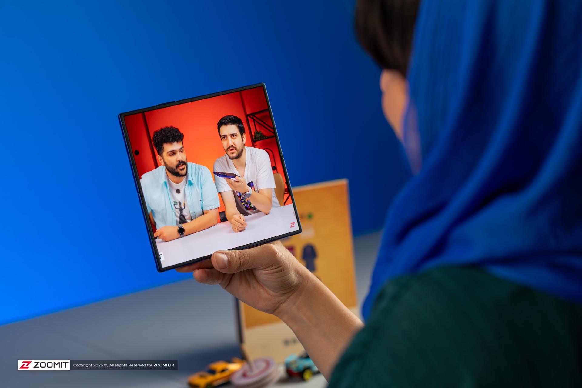 تماشای ویدیو در گلکسی Z Fold7