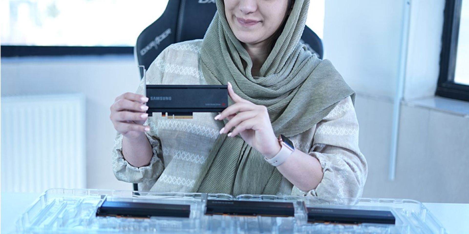 میزبان فا