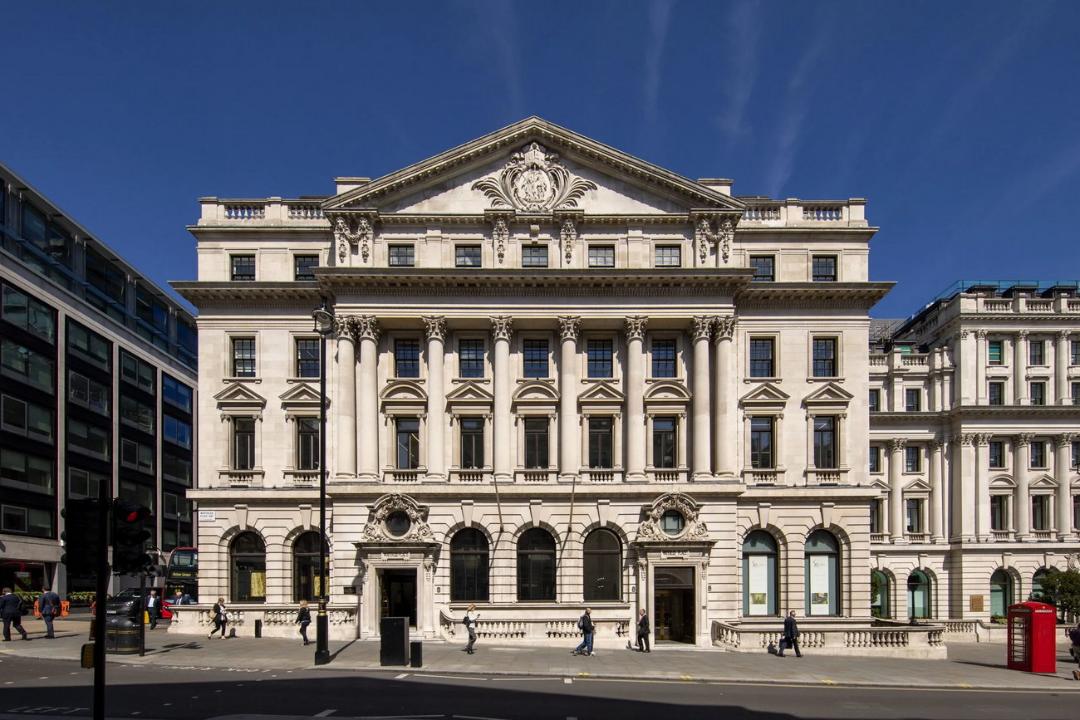 عمارت واترلو بانک برینگز انگلیس