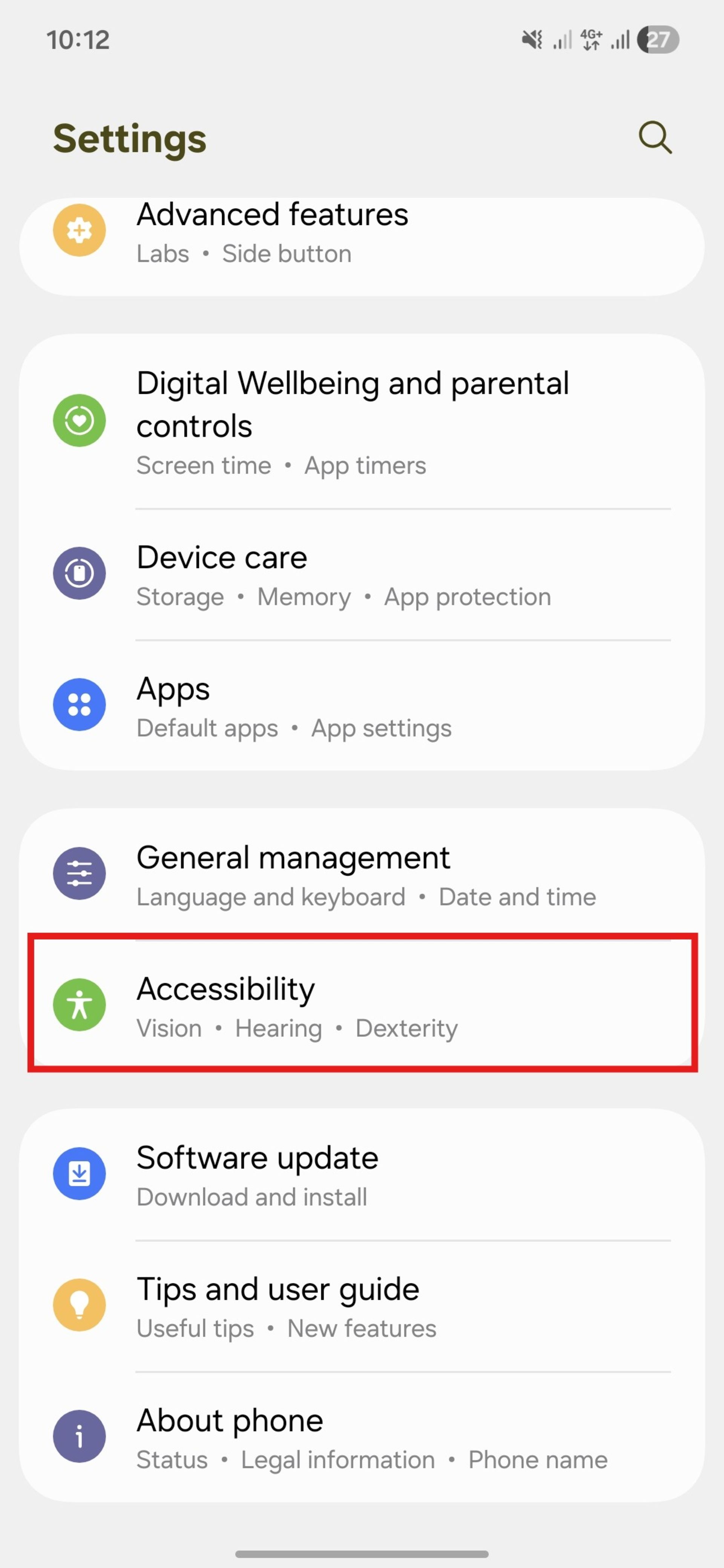 منوی ستینگ در گوشی سامسونگ که گزینه‎‌های متنوعی را در اختیار کاربر قرار می‌دهد، مانند Accessibility, Device care, Aps