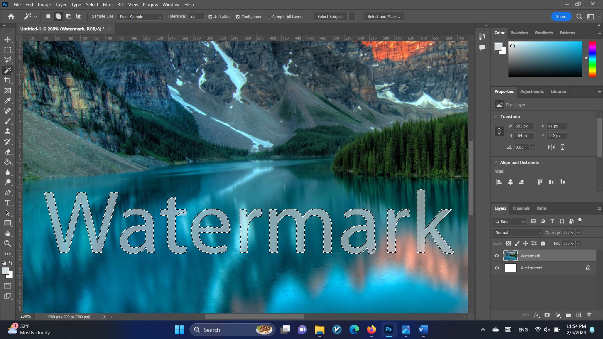 تصویری از انعکاس کوه‌ها روی دریاچه در فتوشاپ
