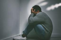 چرا برخی افراد به اختلال اضطراب پس از سانحه مبتلا نمی‌شوند؟