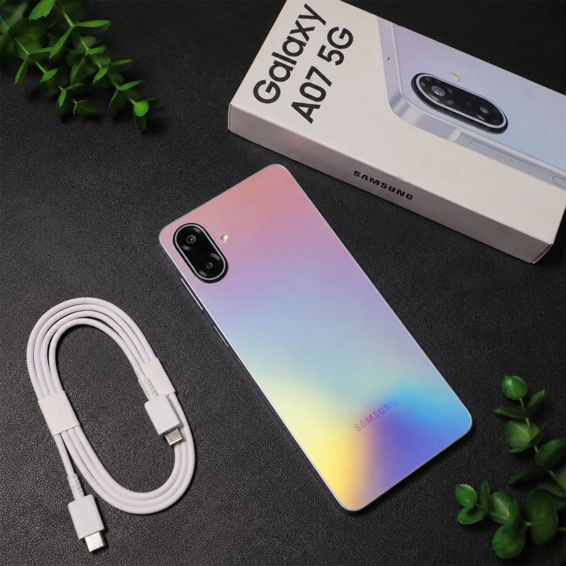 جعبه و نمای پشت گوشی گلکسی A07 5G سامسونگ
