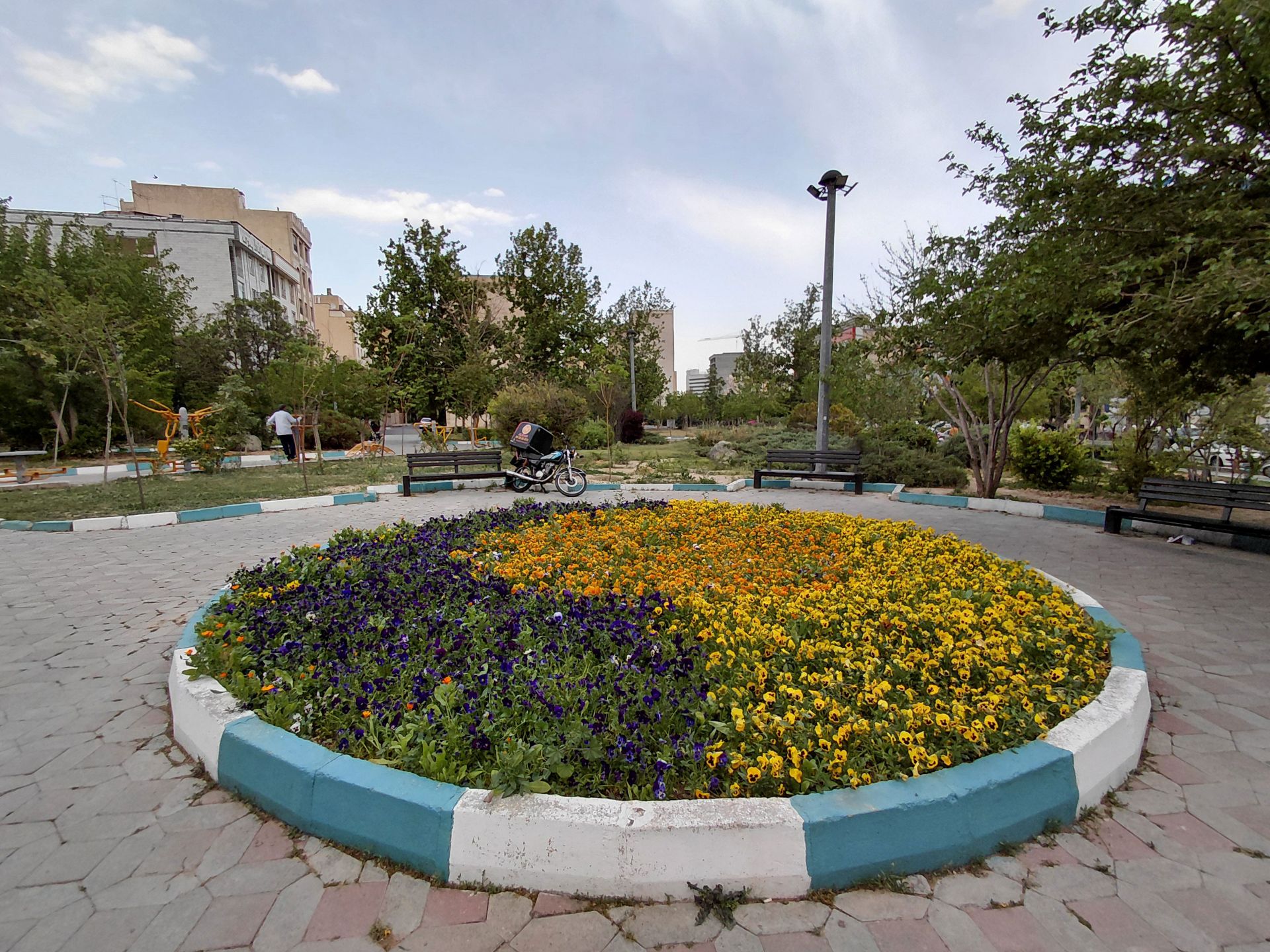 میدان وسط پارک