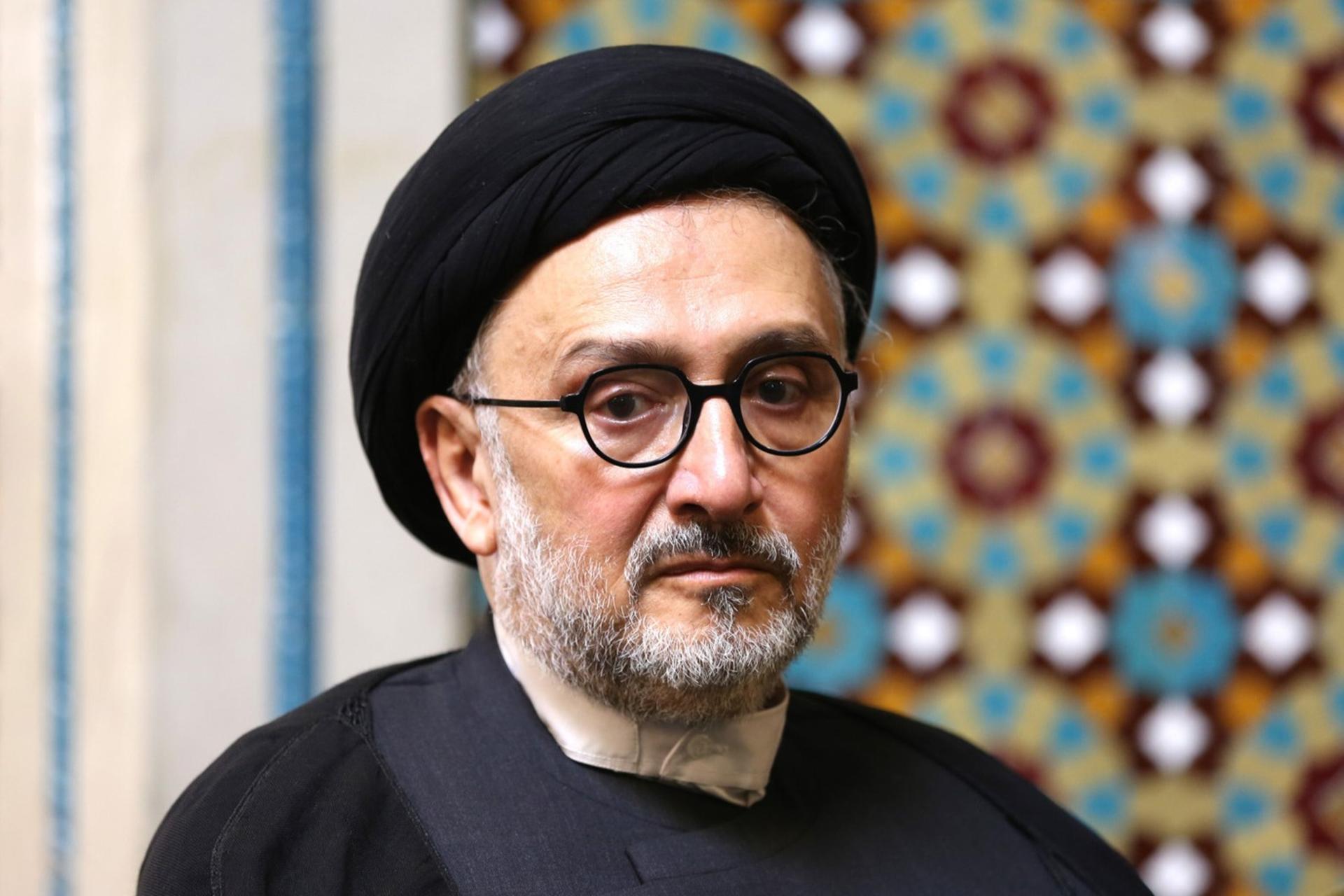 عضو مجمع روحانیون مبارز