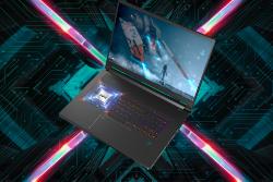 نمای جلو لپ تاپ Predator Triton 17 X کیبورد