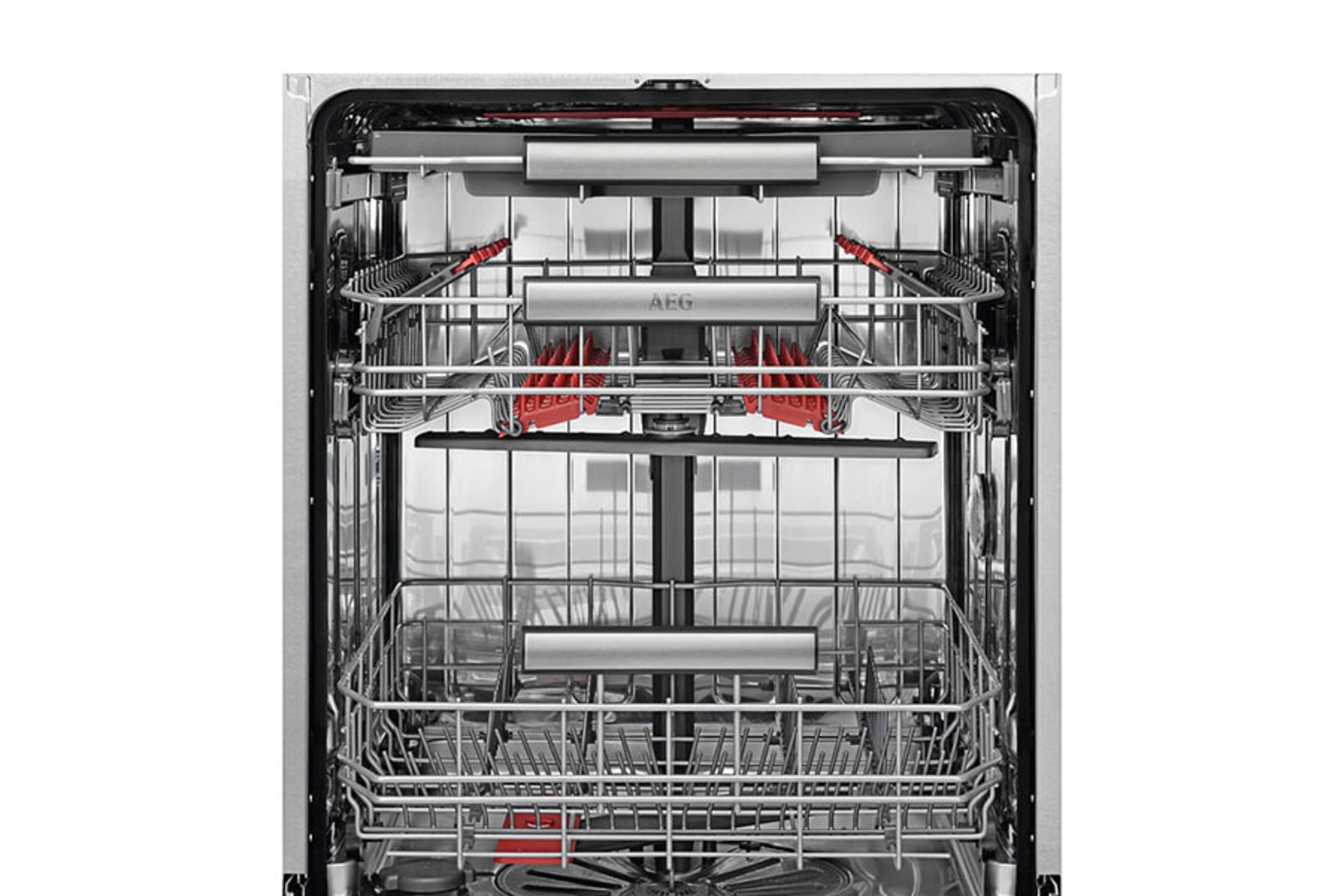 ماشین ظرفشویی آ ا گ AEG FFB83730PW نمای داخل