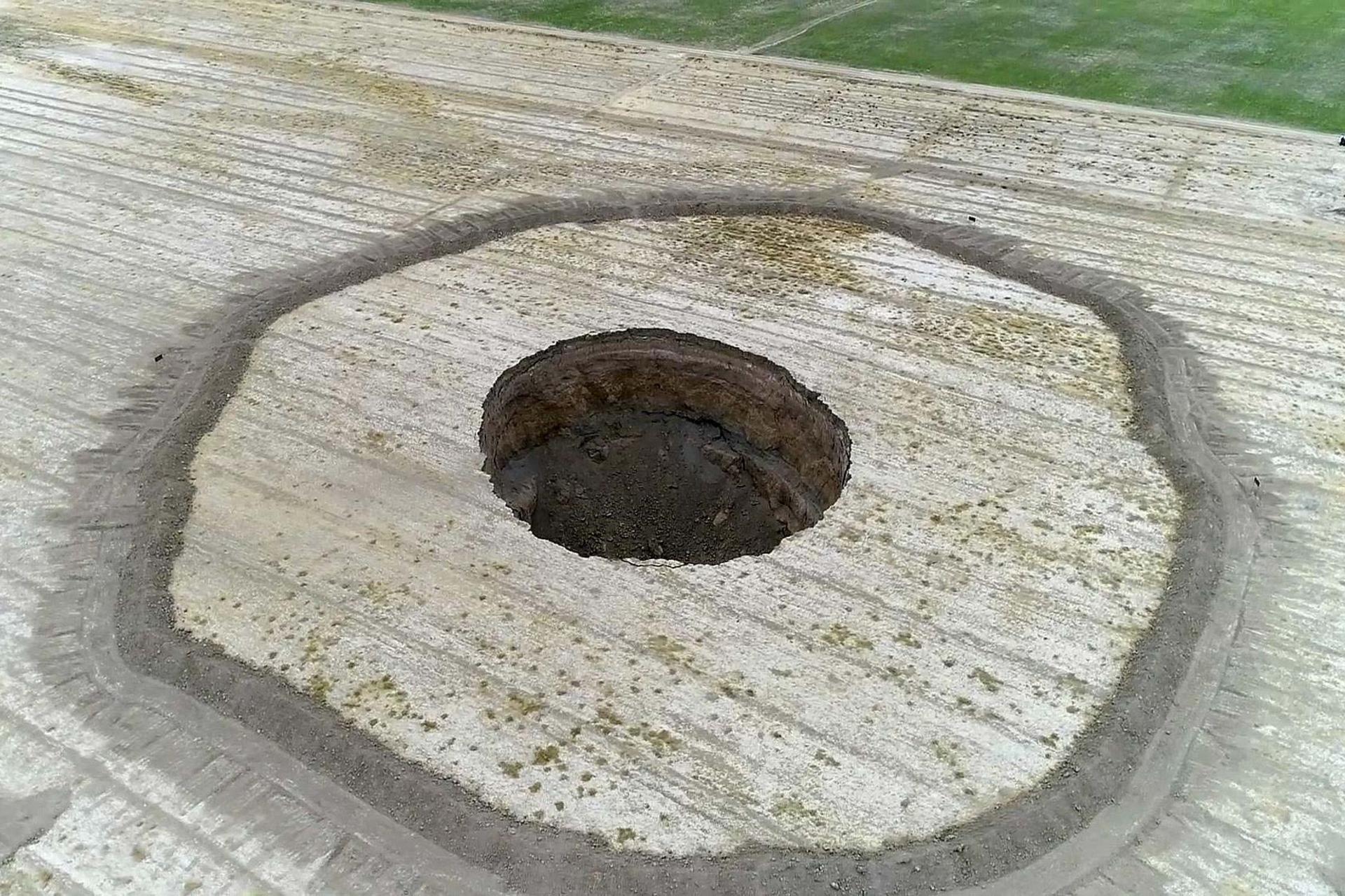 ایران رکورددار فرونشست زمین در دنیا؛ زندگی صدها هزار نفر در معرض خطر مستقیم است