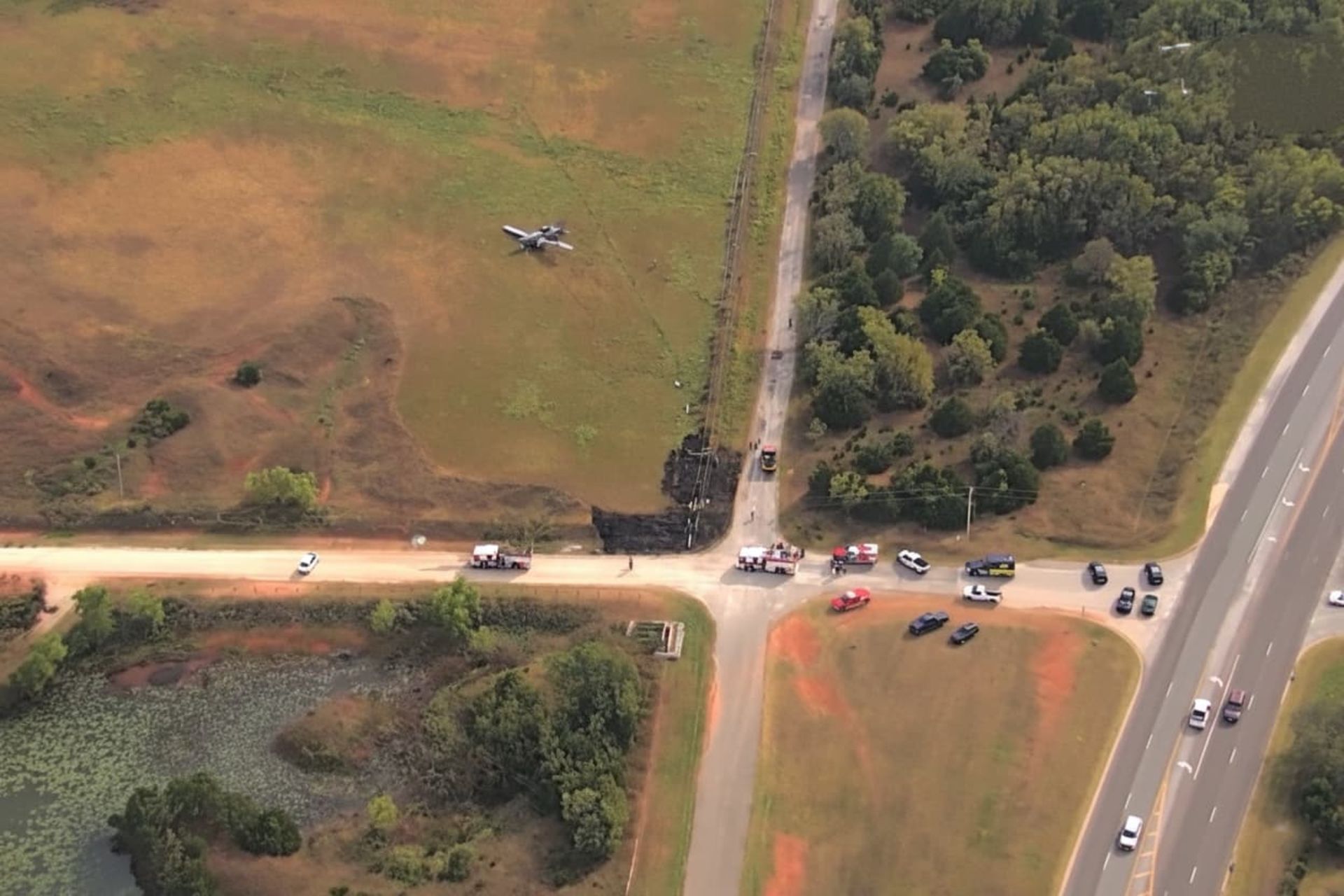 سقوط هواپیما از نمای هوایی