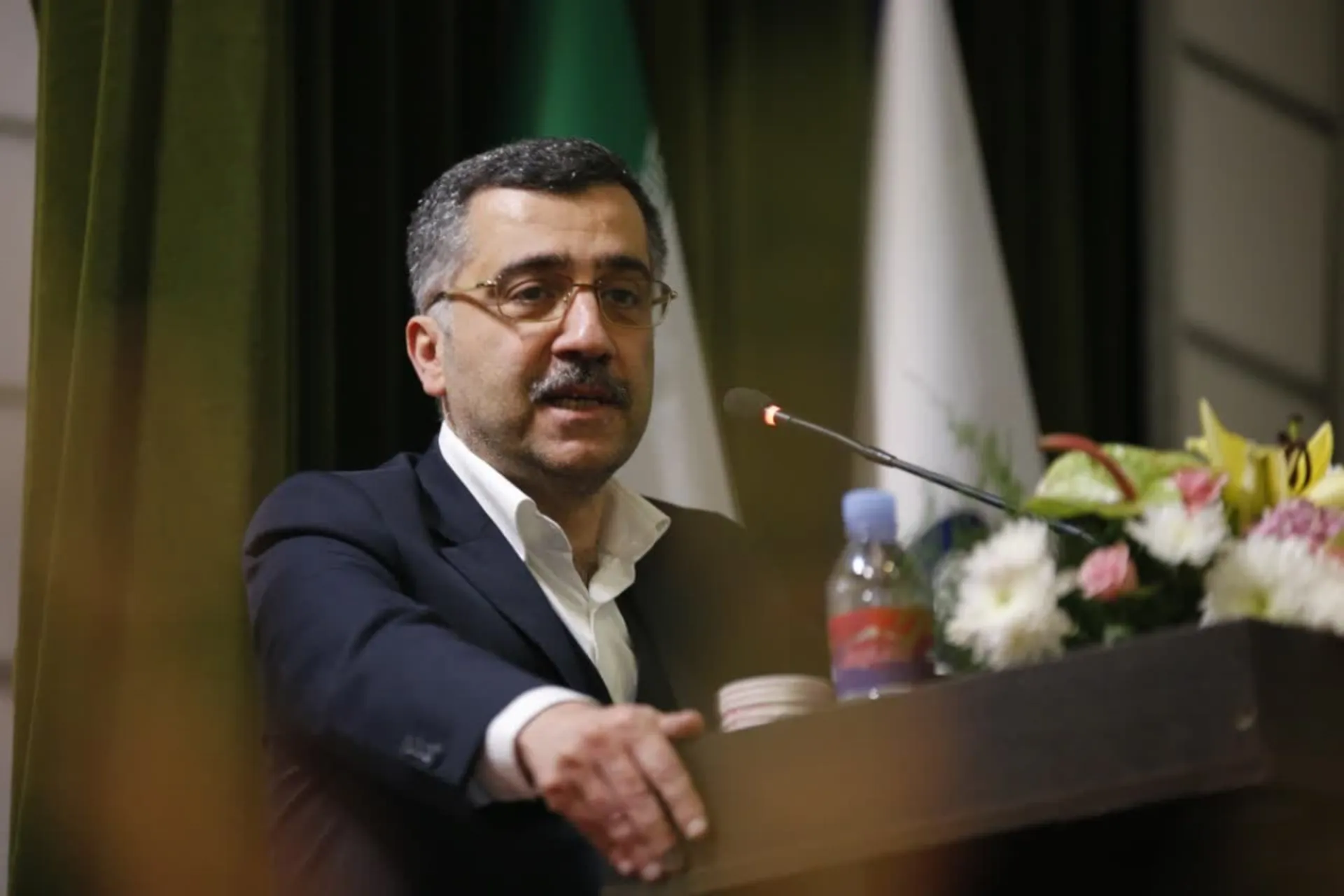 معاون وزیر بهداشت