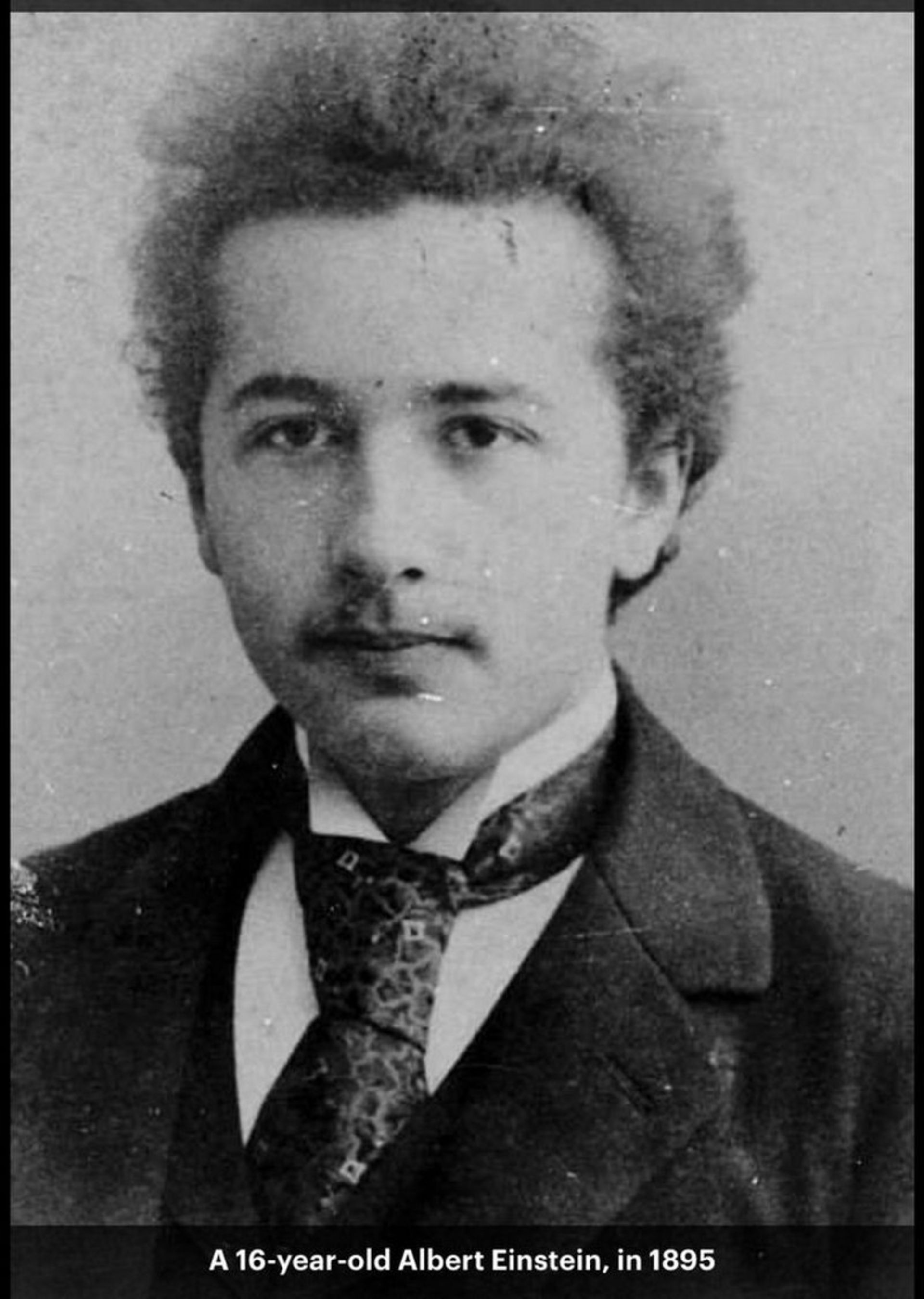 آلبرت اینشتین در ۱۶ سالگی سال ۱۸۹۵