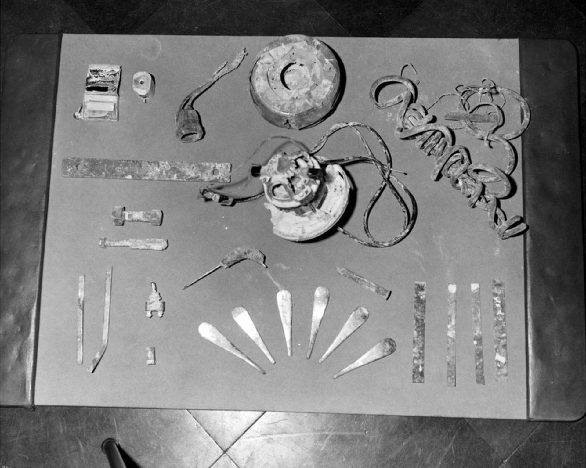 لوازم حفاری زندانیان آلکاتراز