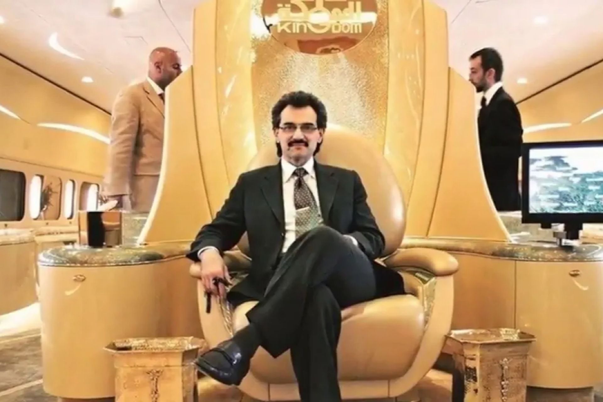 ولید بن طلال در جت شخصی ایرباس A380