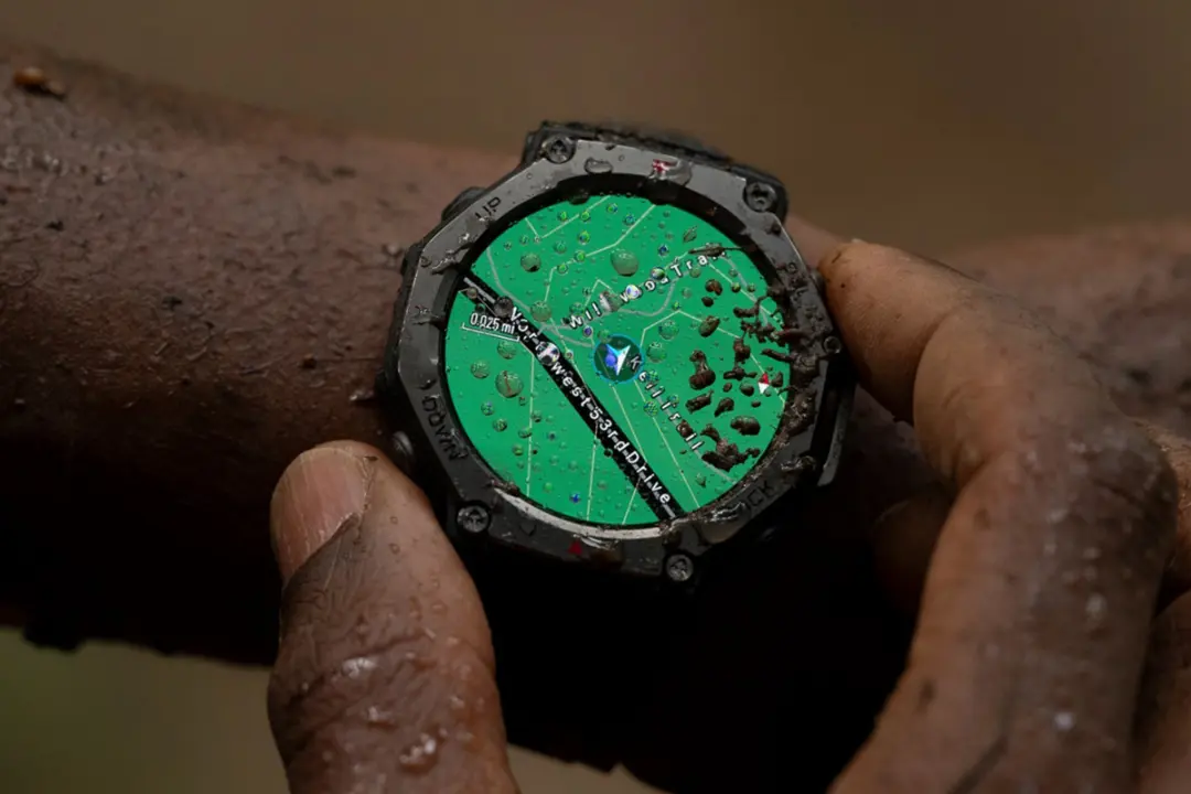 ابعاد ساعت هوشمند امیزفیت Amazfit T-Rex 3 روی مچ دست