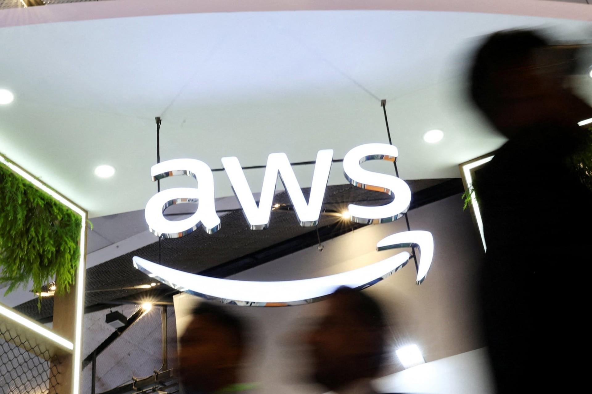 لوگو آمازون AWS