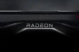 لوگو ای ام دی رادئون / AMD Radeon روی کارت گرافیک مشکی از نمای نزدیک