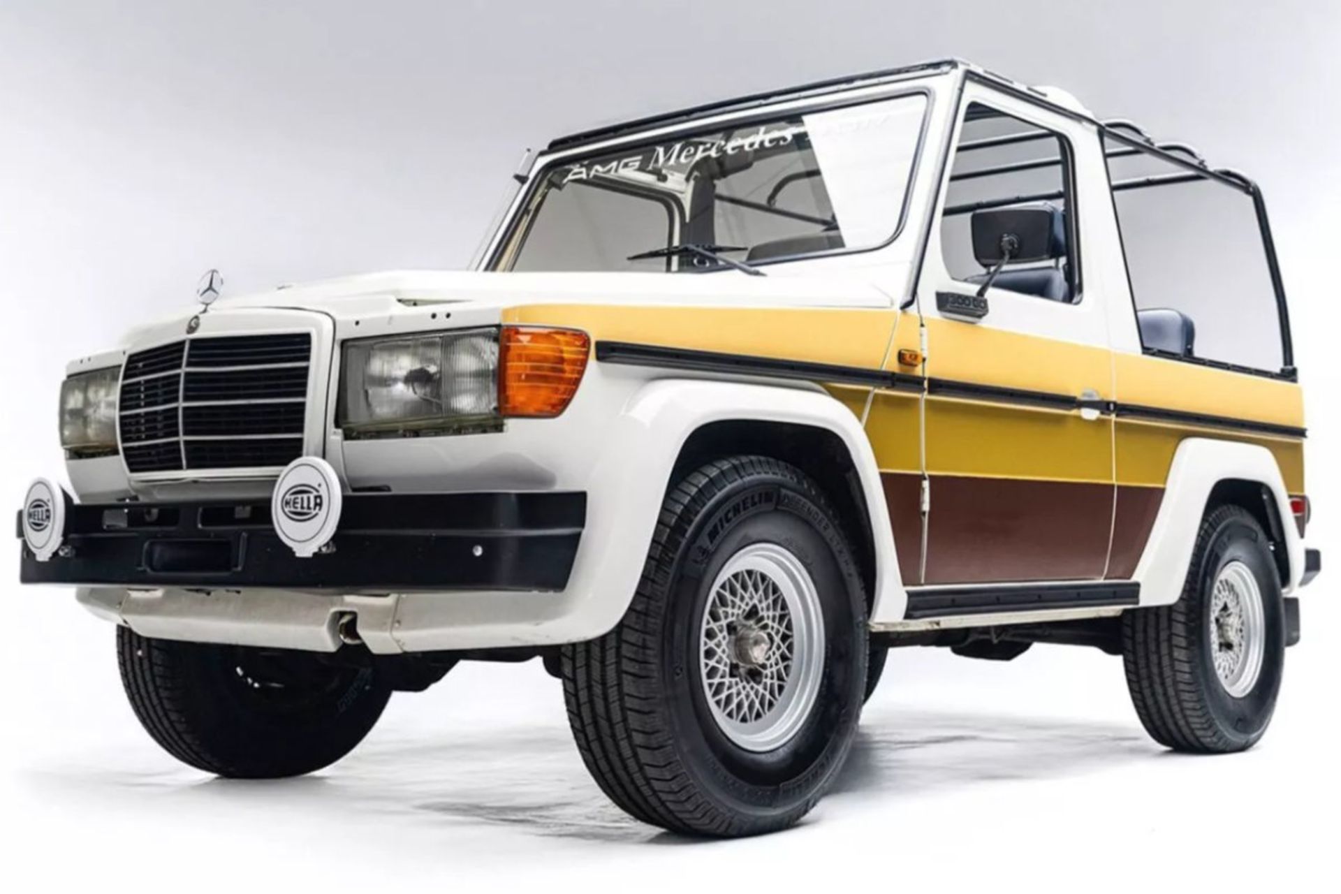 مرسدس بنز AMG 300 GD