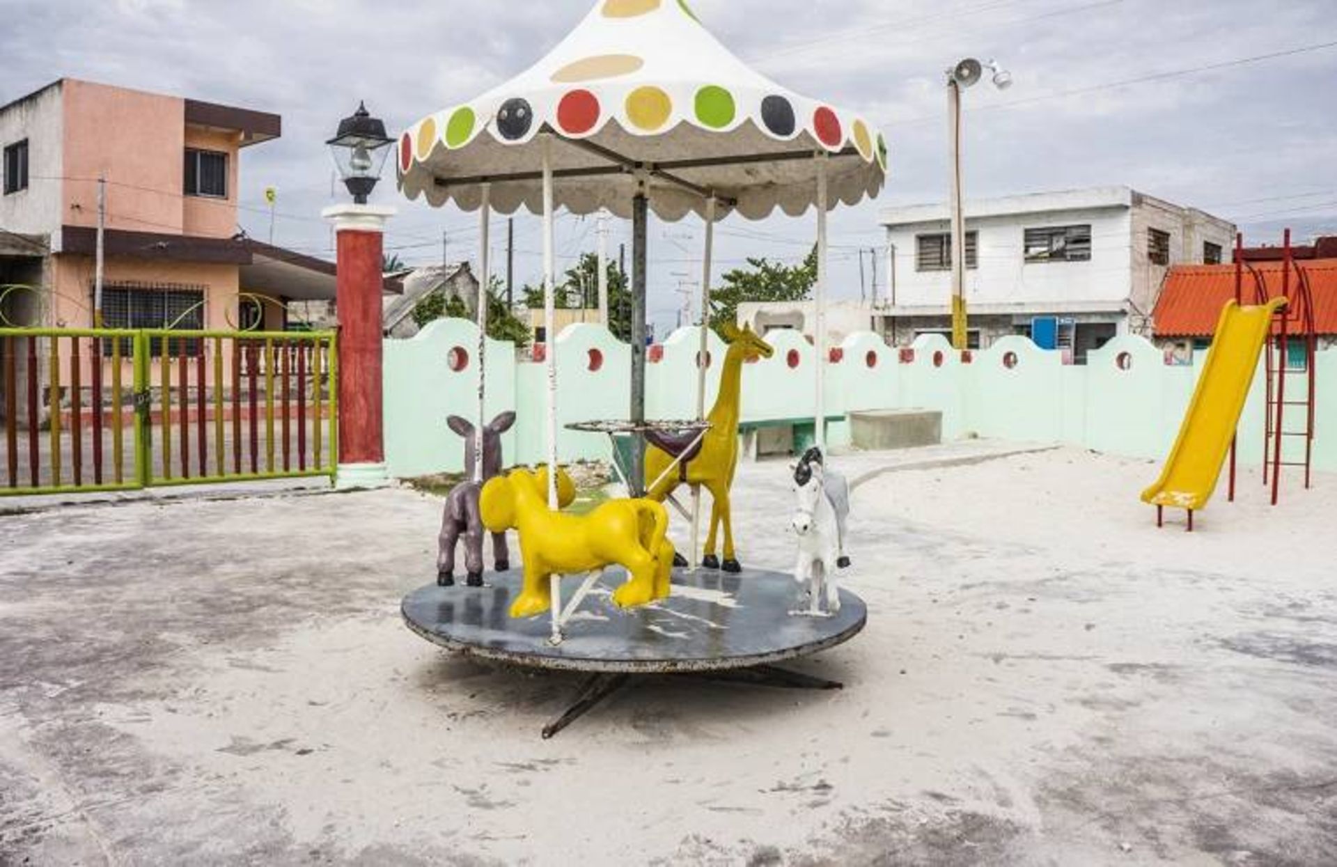 شهربازی خالی