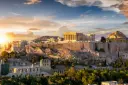 سازه باستانی یونان زیر نور