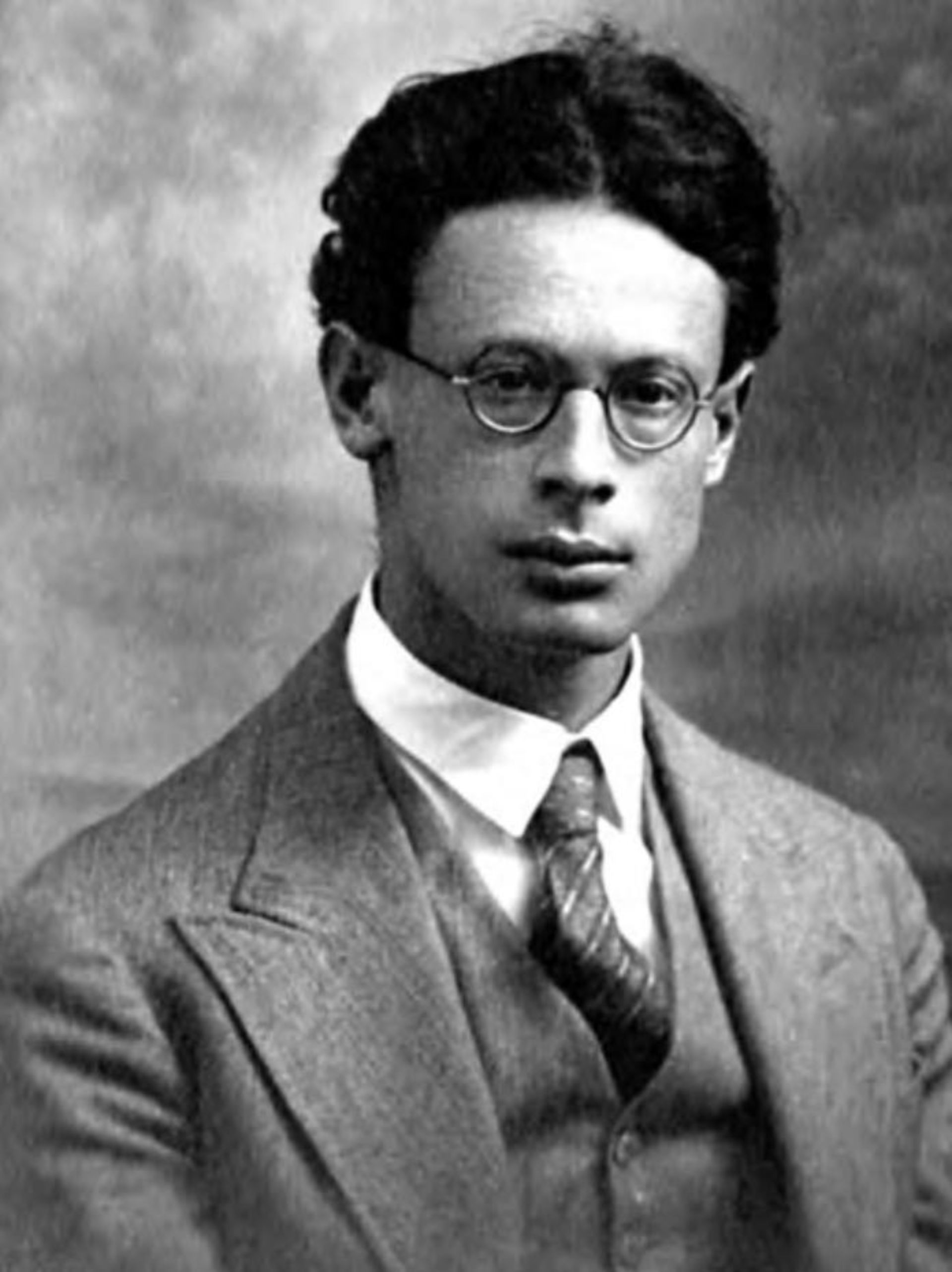 پرتره سیاه و سفید از آندره ویل