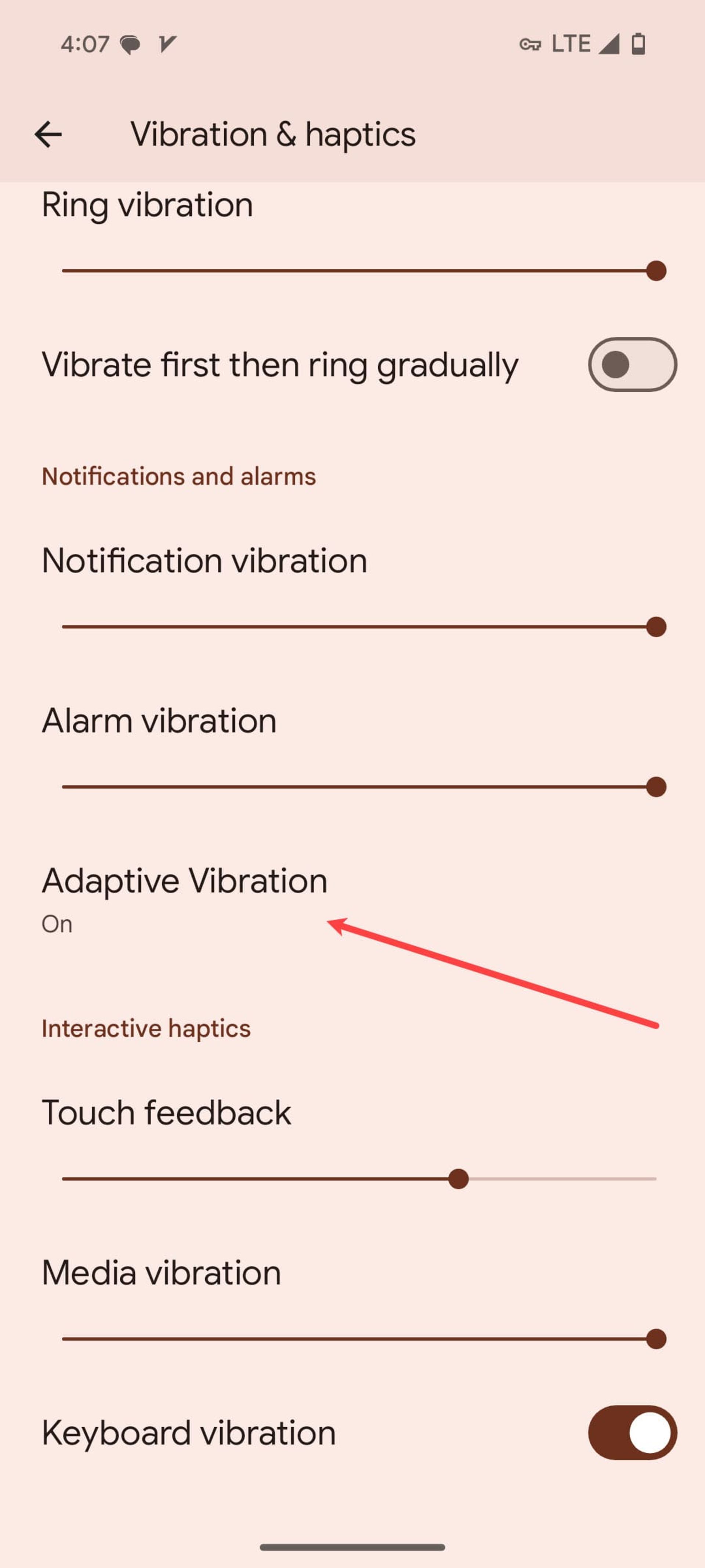 بخش Adaptive Vibration در اندروید ۱۵