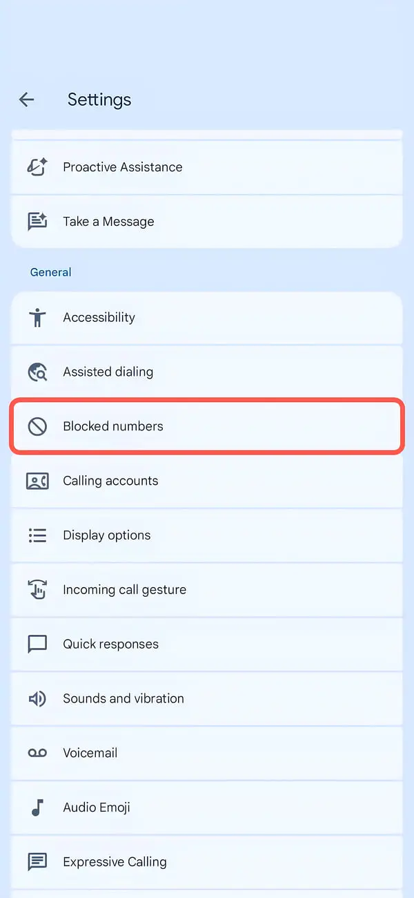 منوی تنظیمات اندروید و گزینه Blocked numbers (شماره‌های مسدود شده) در کادر قرمز