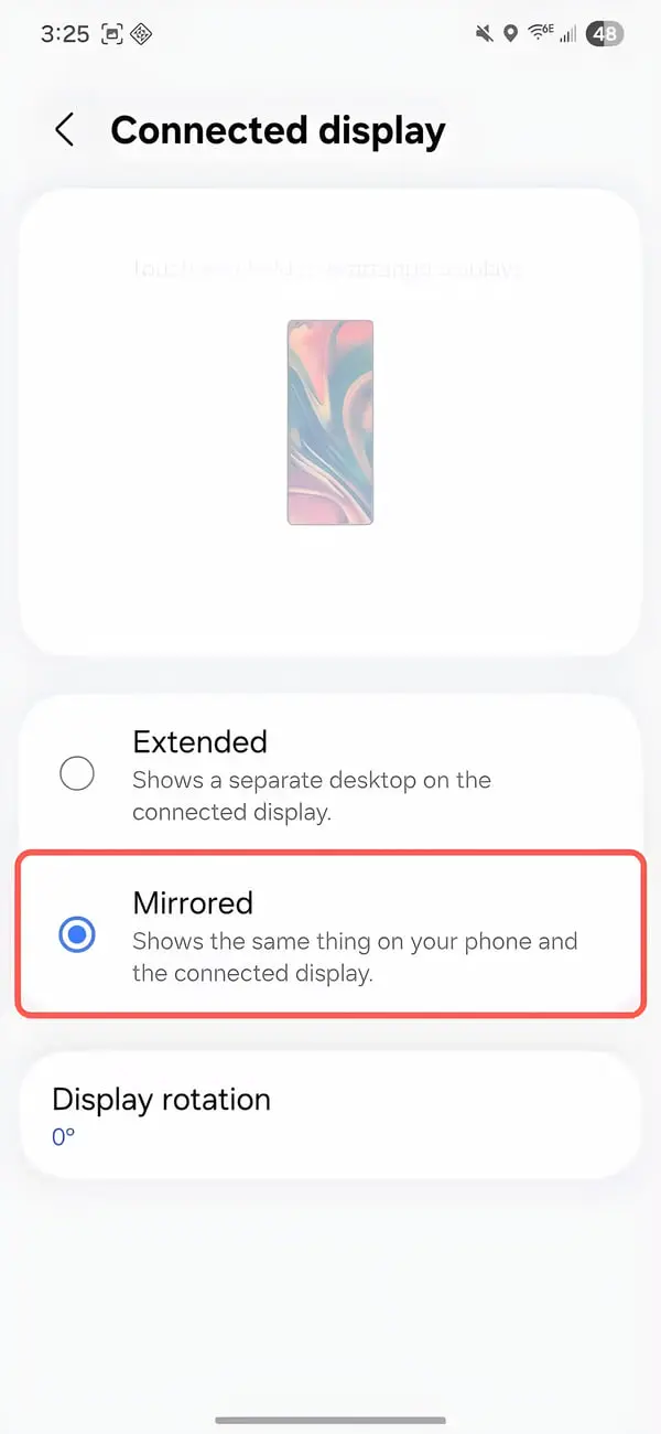 تنظیمات نمایش متصل (Connected display) در گوشی اندروید با گزینه Mirrored انتخاب شده