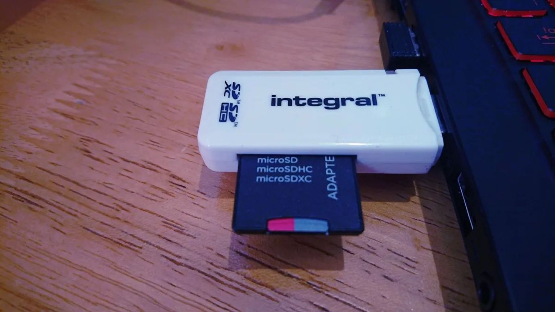 انتقال فایل با microSD