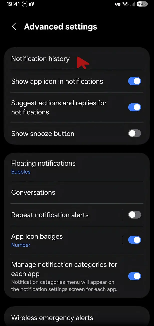 منوی تنظیمات پیشرفته اعلان‌ها (Advanced settings) در گوشی اندروید با گزینه تاریخچه اعلان‌ها