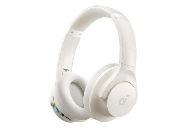 نمای سمت راست هدفون دور گوشی انکر SoundCore Q11i رنگ کرم