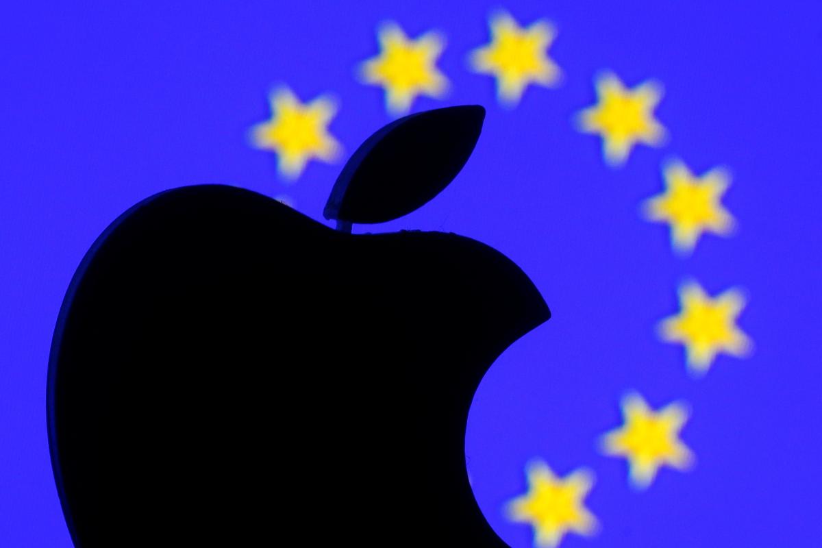 اروپا باز هم اپل را به زانو درآورد؛ NFC آیفون دردسترس رقبا قرار می‌گیرد