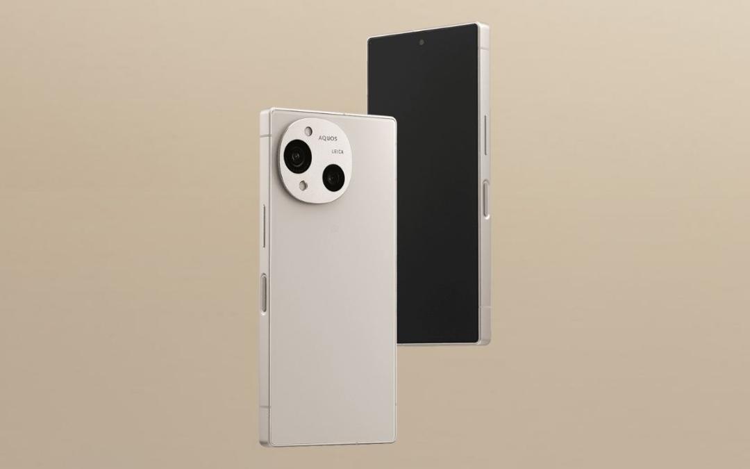 Aquos R10