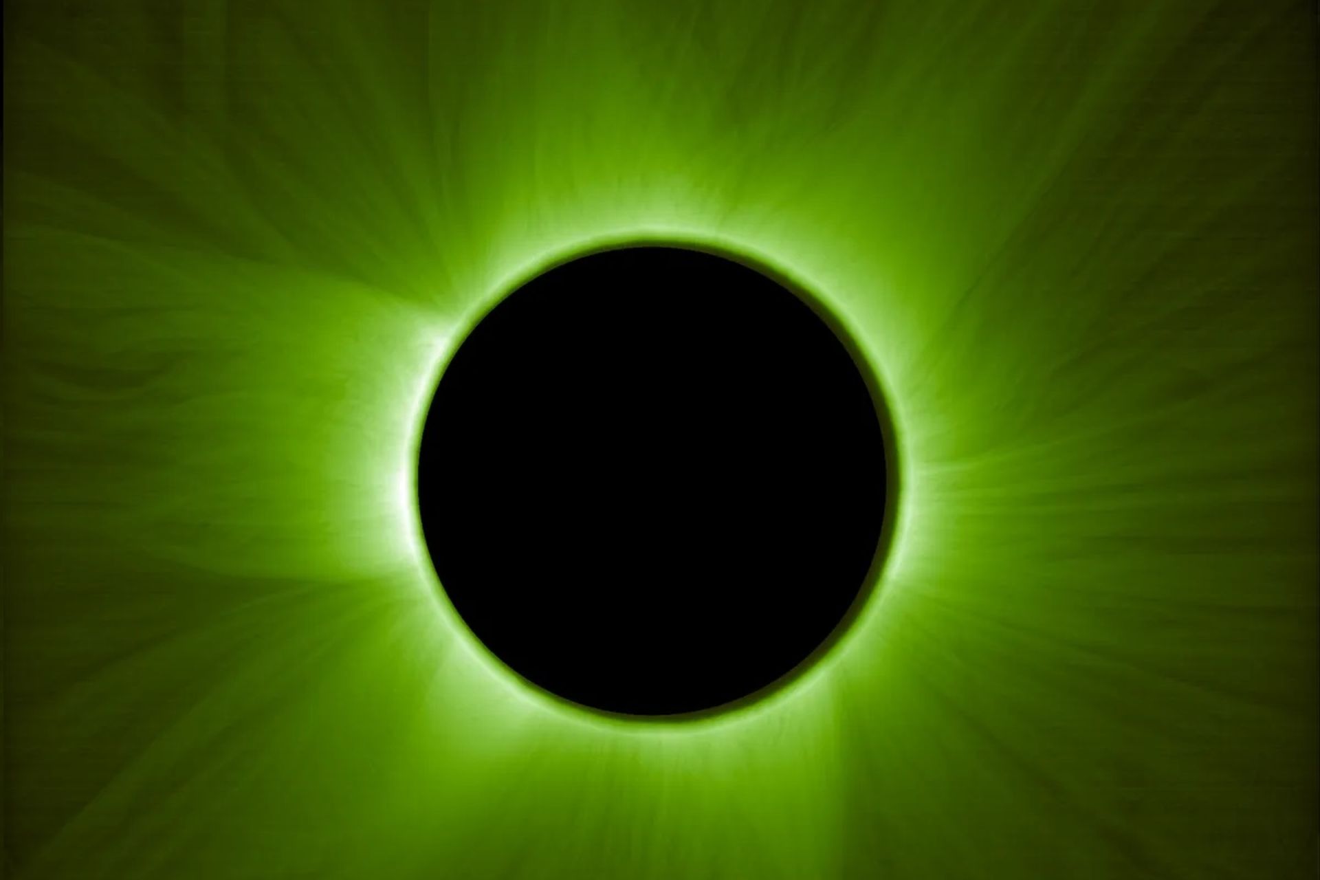 تاج خورشیدی در خورشیدگرفتگی مصنوعی