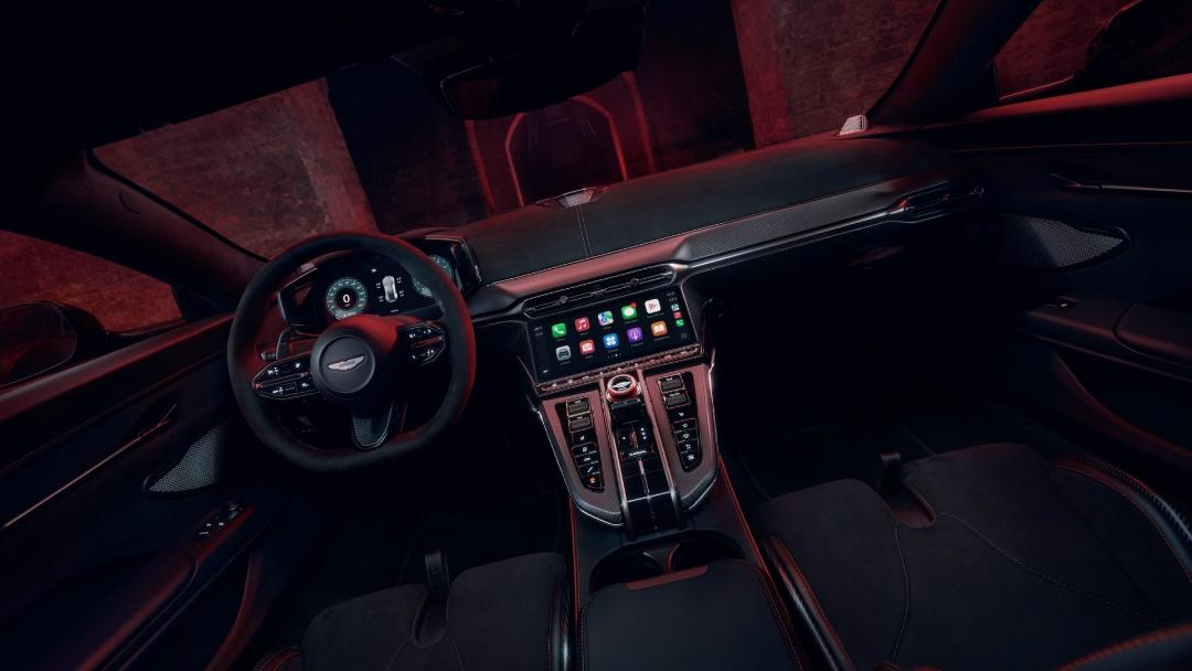 استون مارتین Vantage S