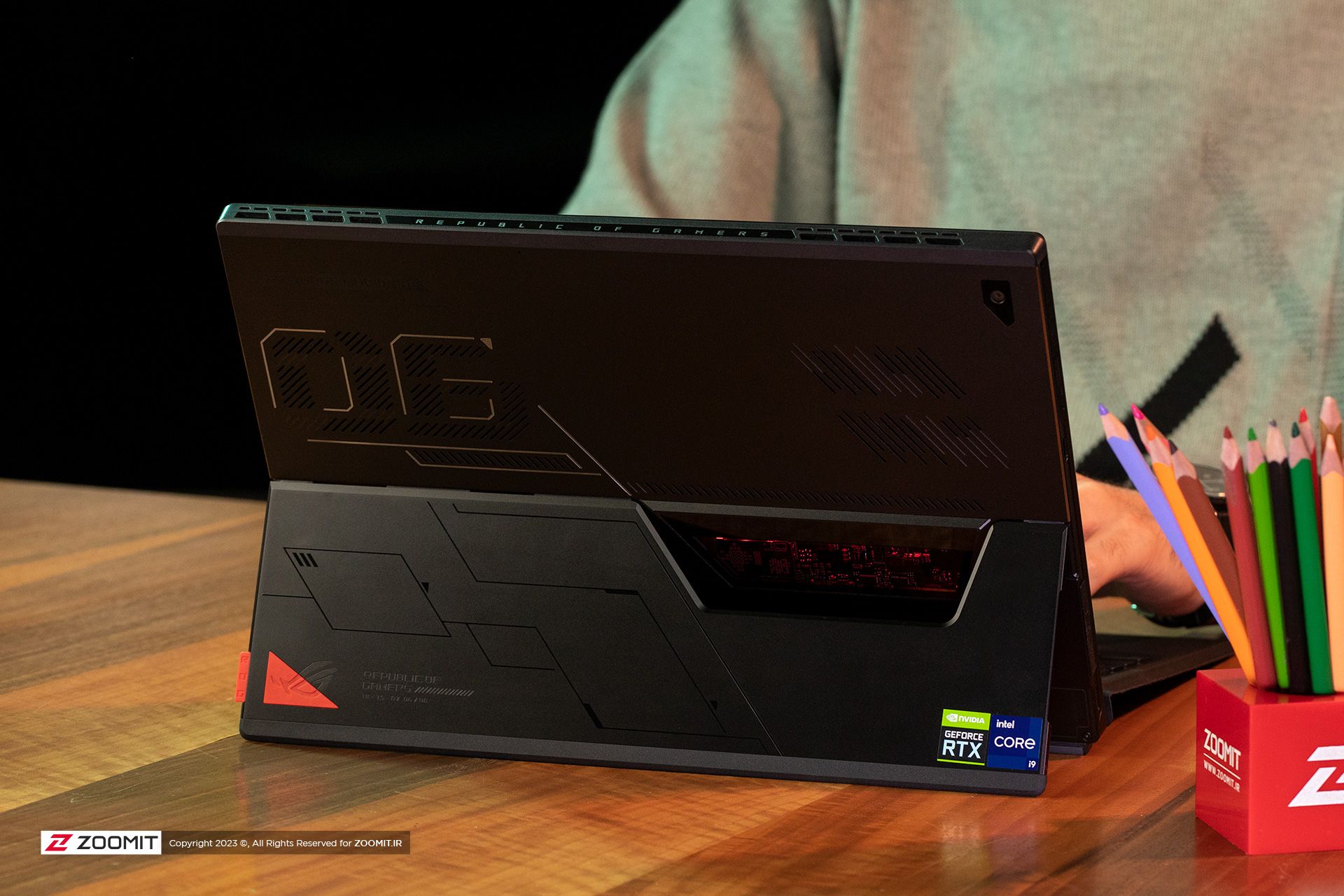 قسمت پشتی تبلت گیمینگ ROG Flow Z13 ایسوس