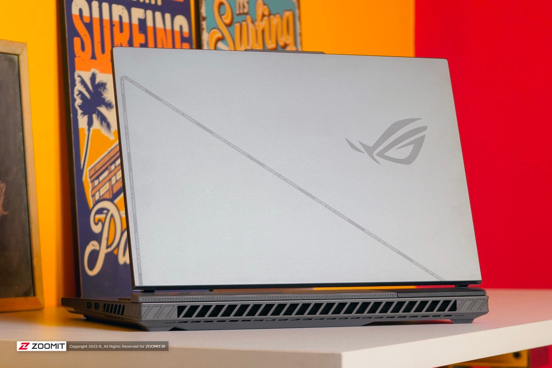 لپ تاپ Asus Strix G16 از نمای پشت