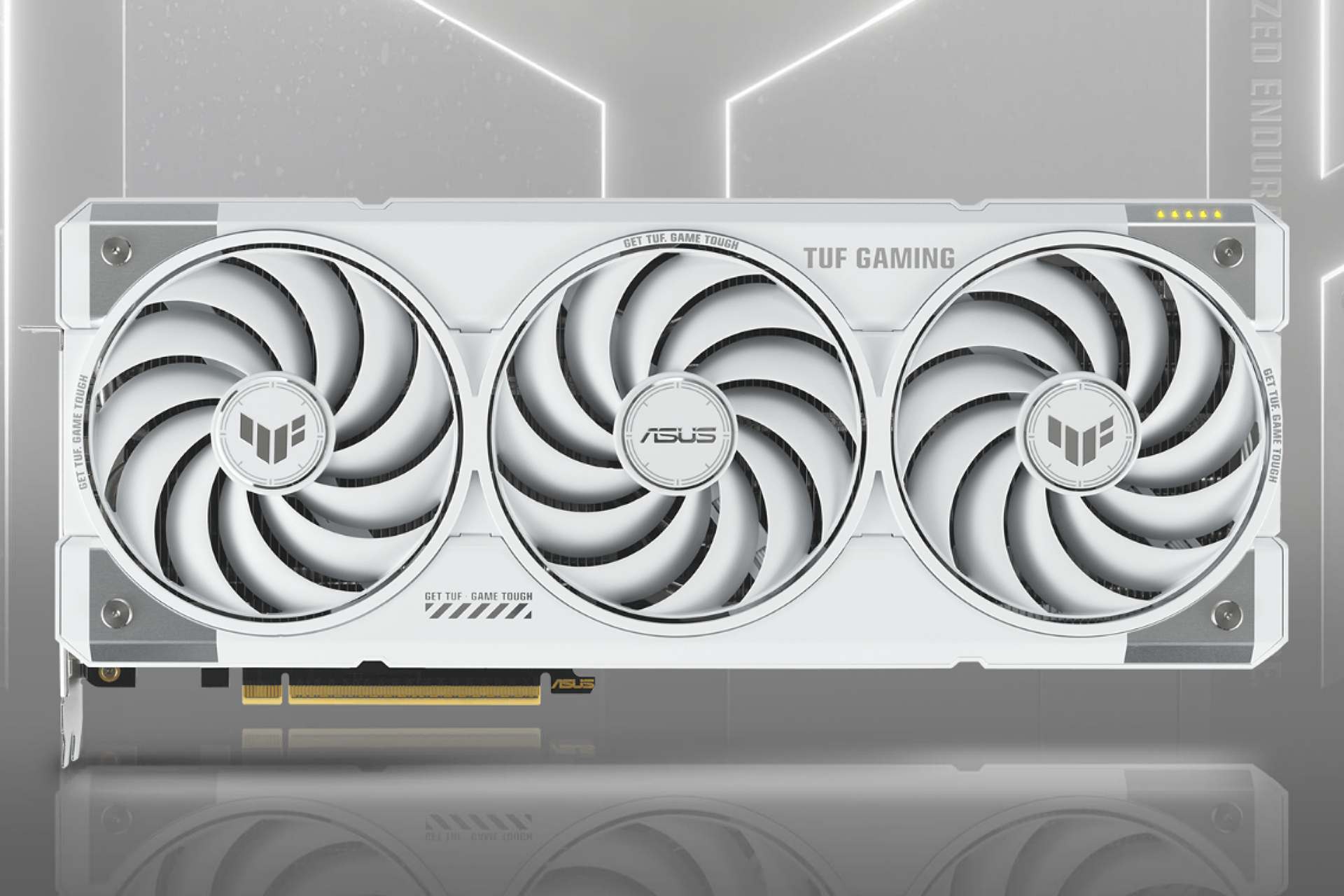 ایسوس مدل‌های سفارشی کارت گرافیک RTX 5070 را با رنگ سفید معرفی کرد