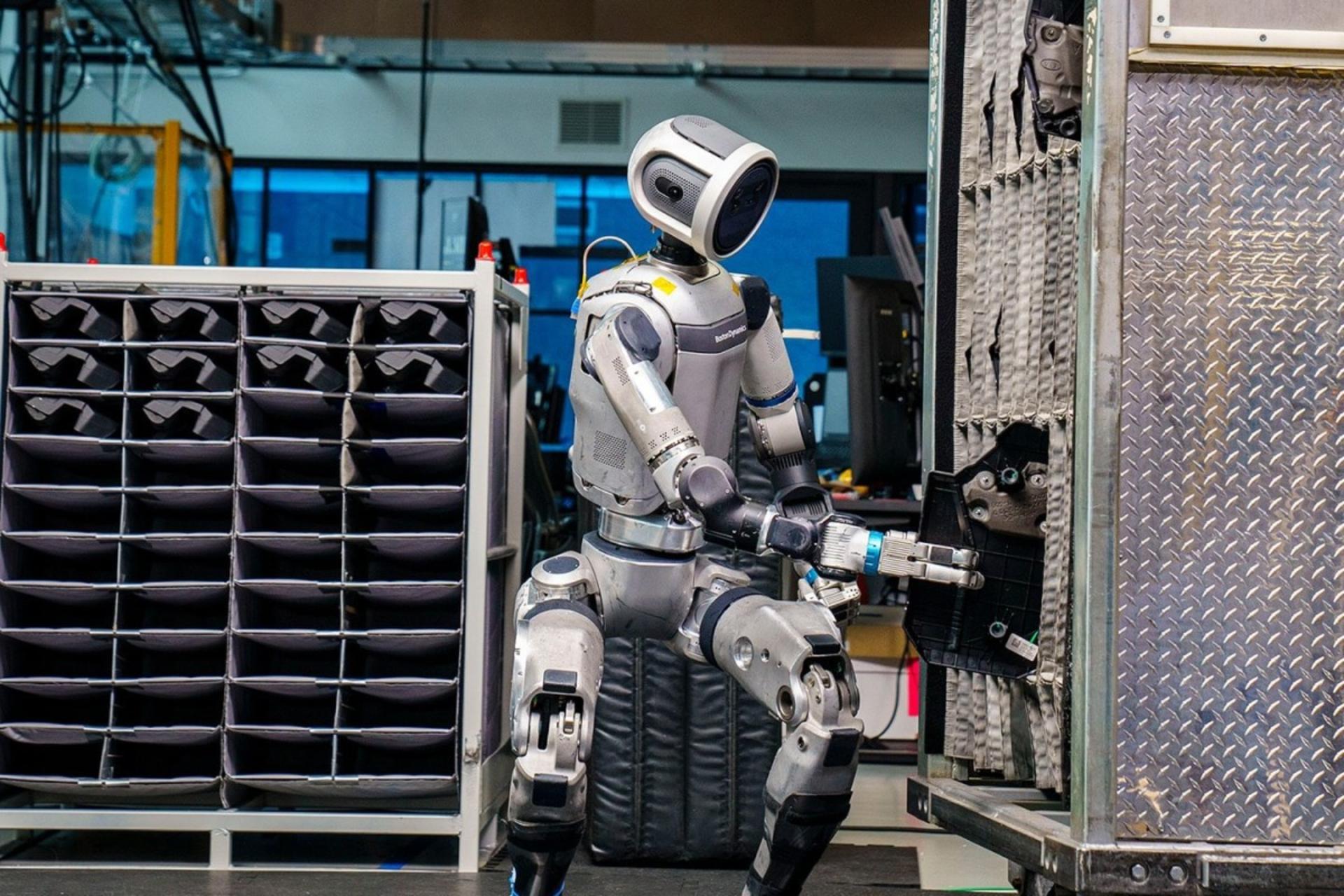 ربات انسان‌نمای بوستون داینامیکس اطلس