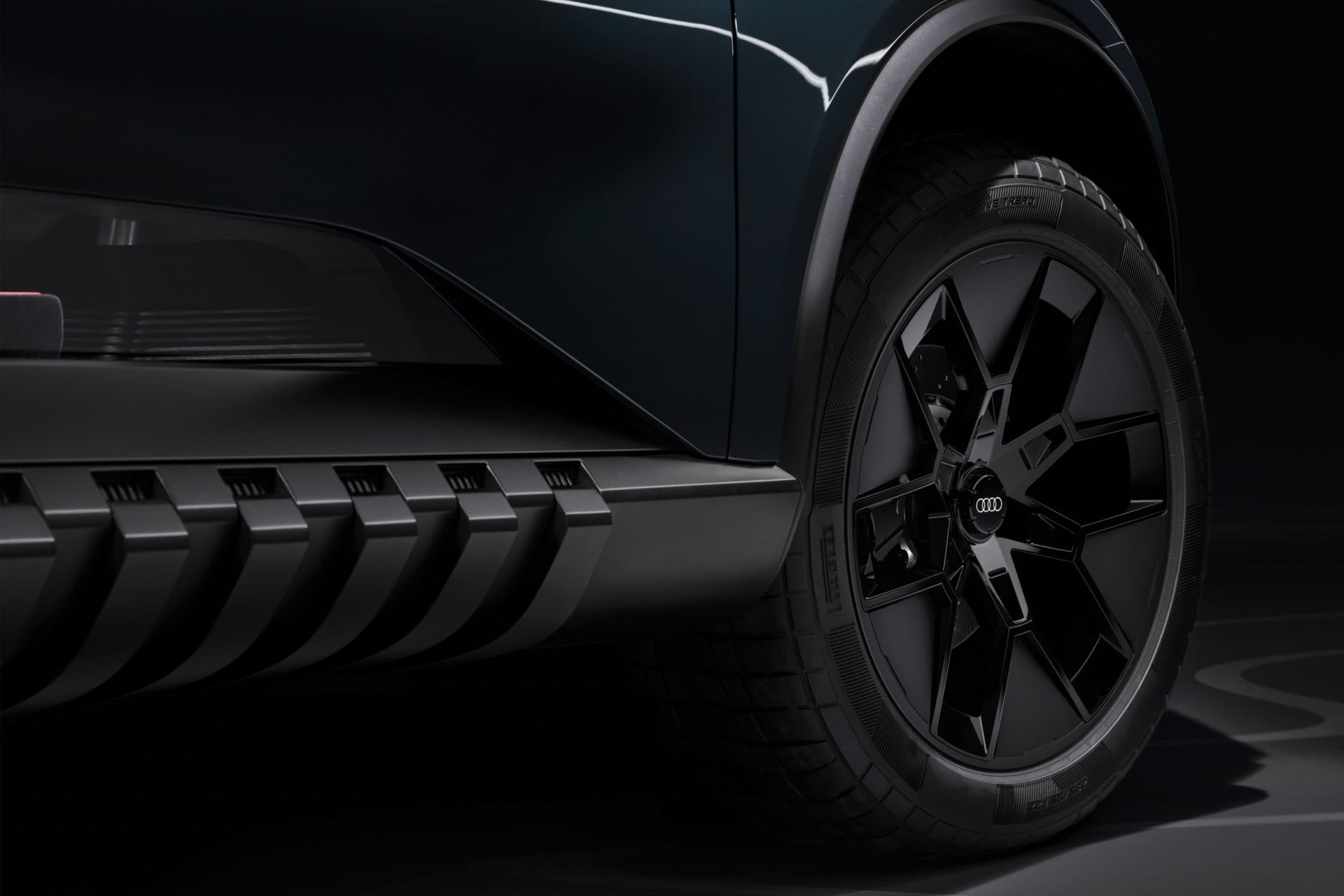 لاستیک خودرو آئودی Audi Activesphere