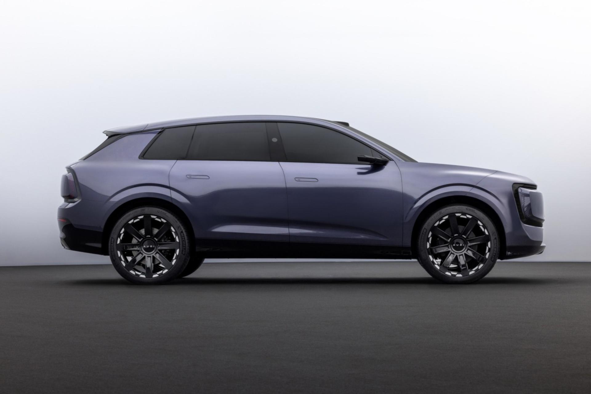 نمای جانبی خودروی مفهومی E SUV آئودی