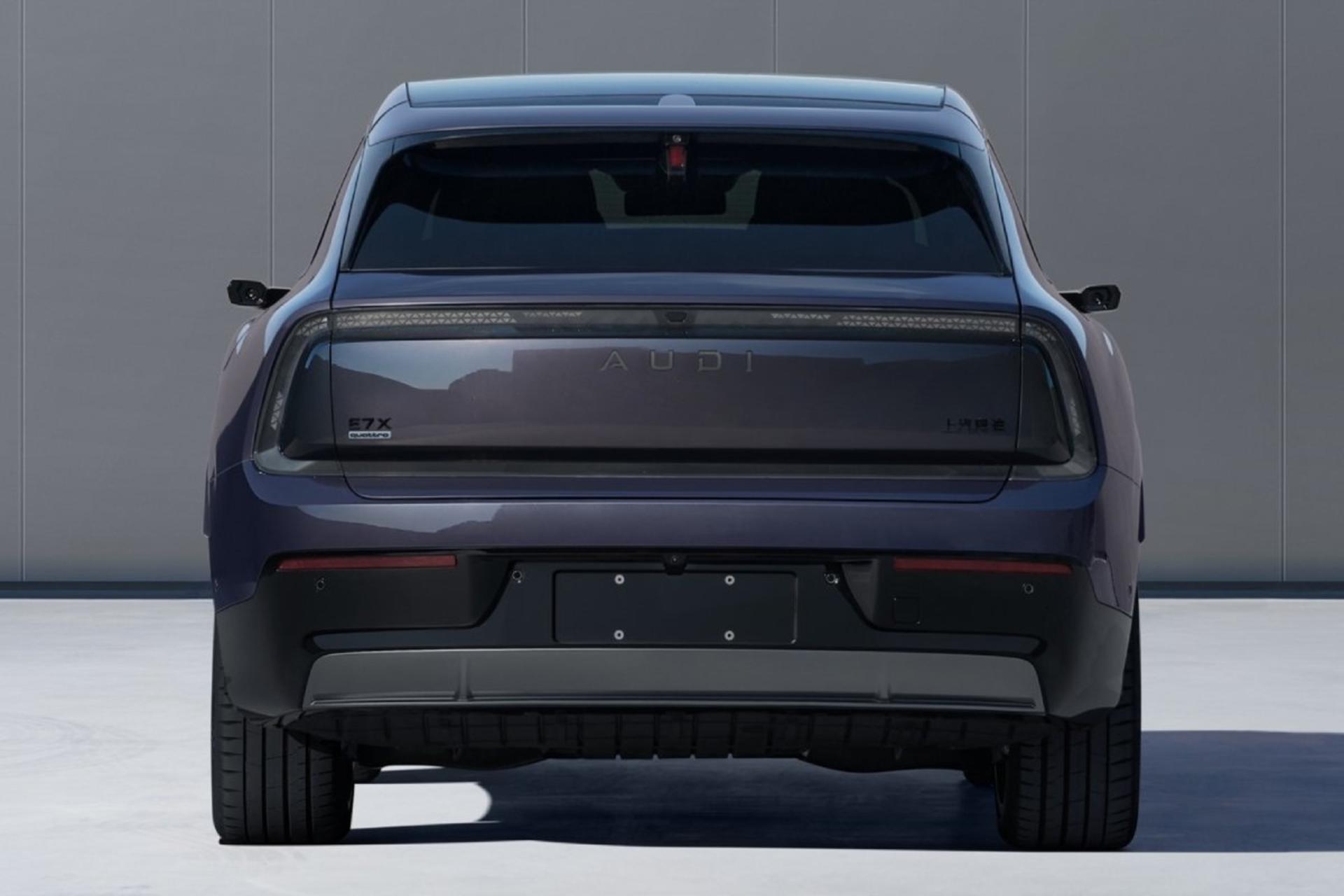 خودرو شاسی بلند برقی AUDI E7X